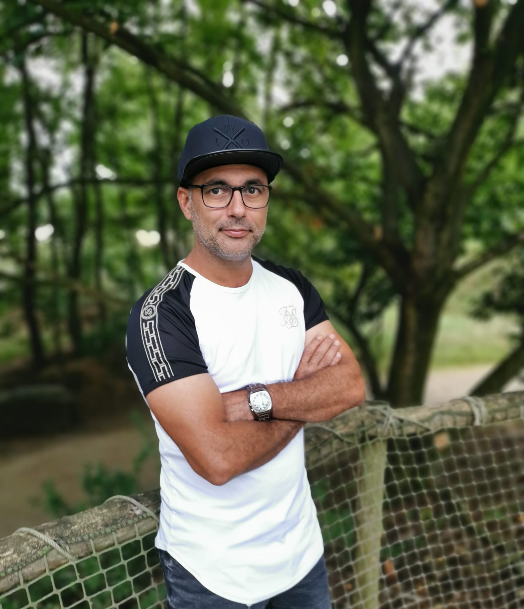 Valter dos Santos Vitorino, timmerman en oprichter van DSV Timmerwerken